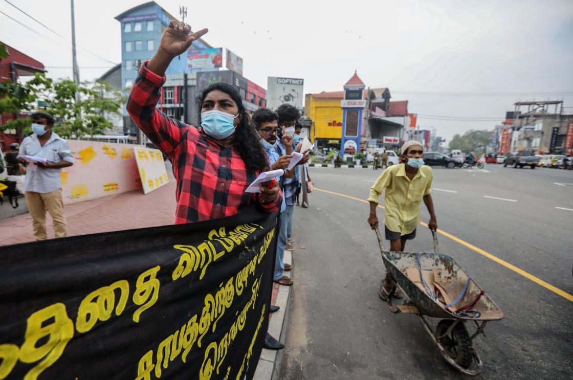 随着抗议活动的增加，斯里兰卡将开始与国际货币基金组织进行正式谈判