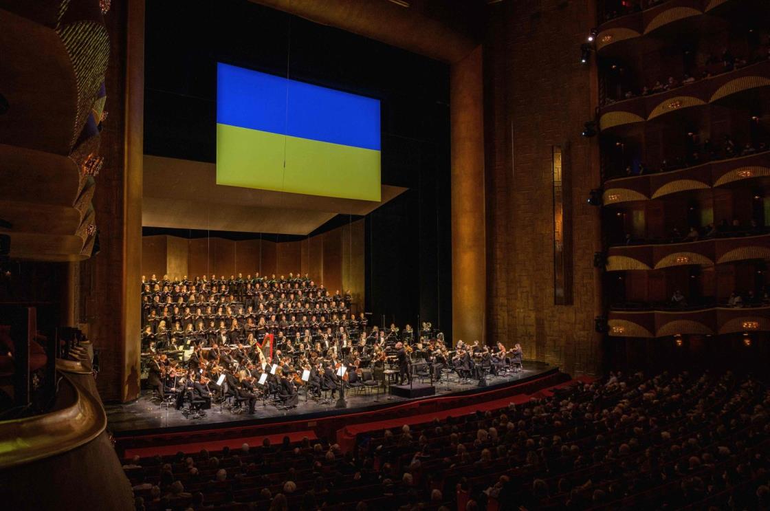 大都会歌剧院为遭受袭击的乌克兰组织了一场慈善音乐会