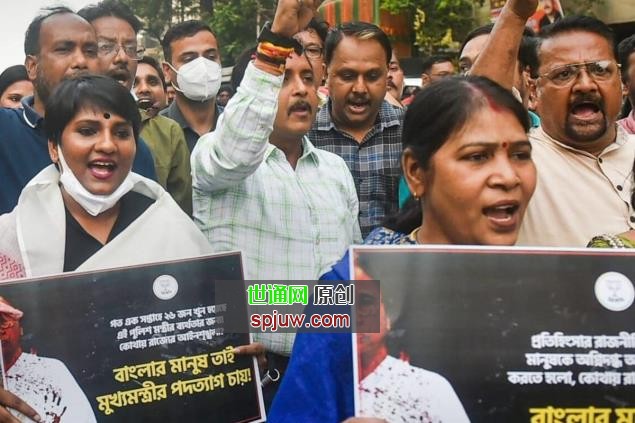 孟加拉暴力:在人民党和国大党中央干预的要求下，TMC转向阿米特·沙阿