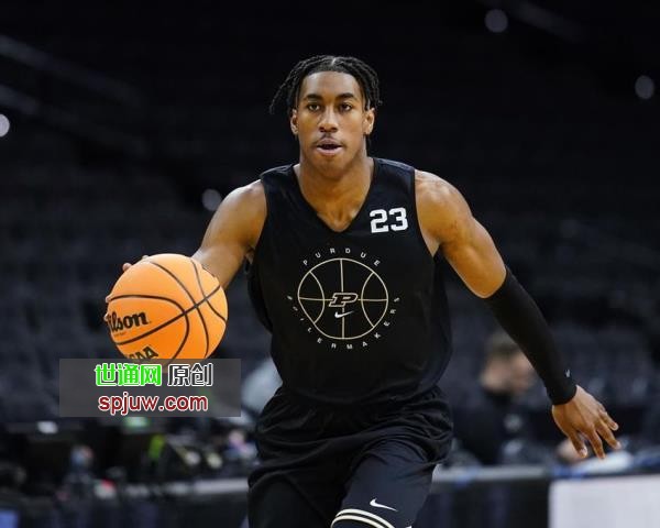 Purdue's Jaden Ivey dribbles during practice for the NCAA men's college basketball tournament, Thursday, March 24, 2022, in Philadelphia.