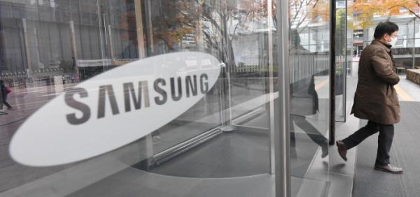 Samsung　heirs　sell　Samsung　Elec　shares　for　/>.1　bn