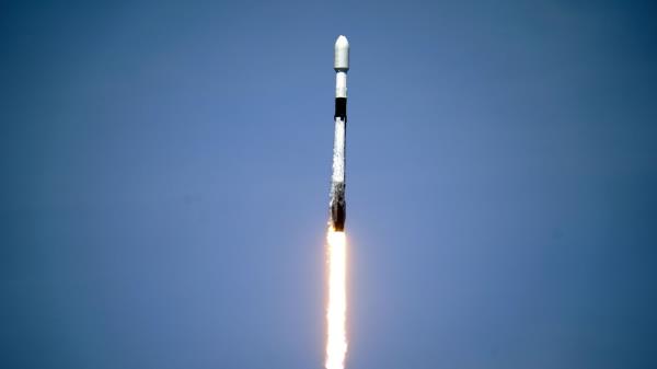 第二名:继朝鲜发射后，韩国将首颗间谍卫星送入轨道