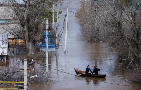 由于洪水上涨，俄罗斯一座城市要求大规模疏散